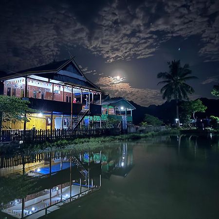 Nasrul House Homestay For Backpackers Maros المظهر الخارجي الصورة