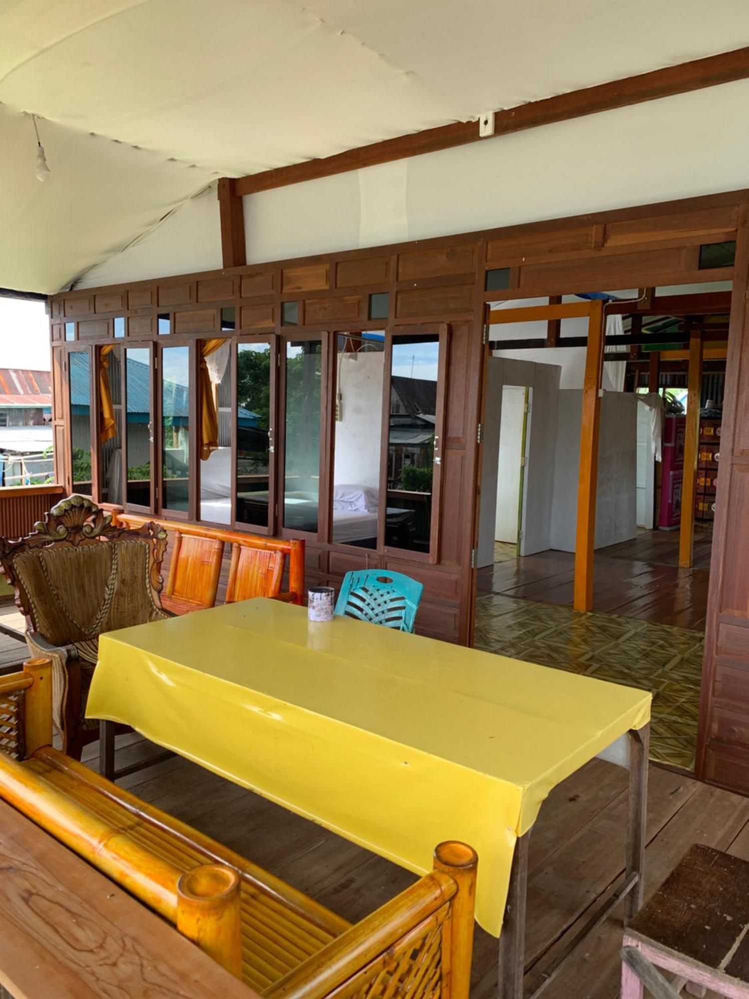 Nasrul House Homestay For Backpackers Maros المظهر الخارجي الصورة